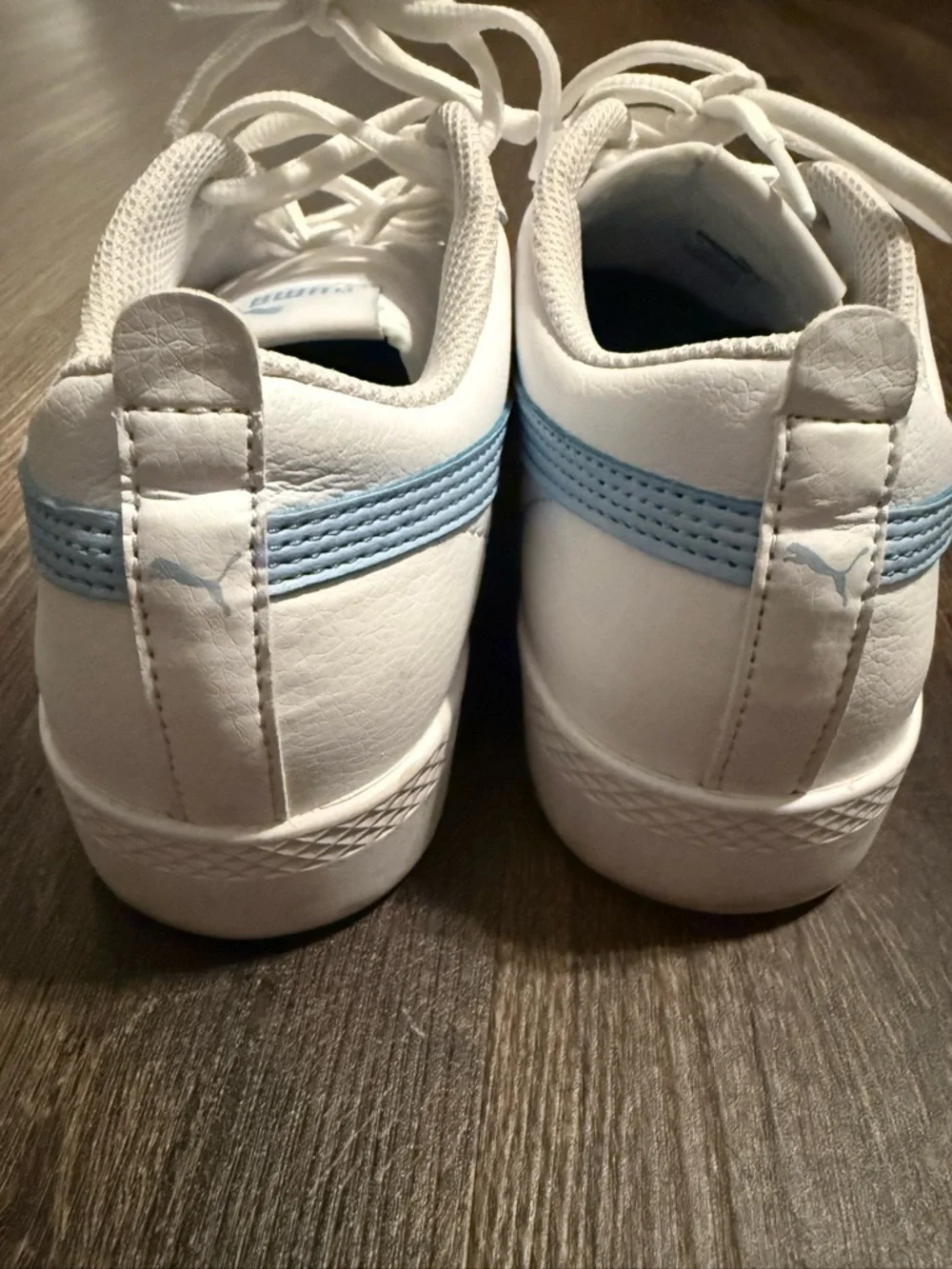 Women’s Puma‎ sneakers Sz 8.5